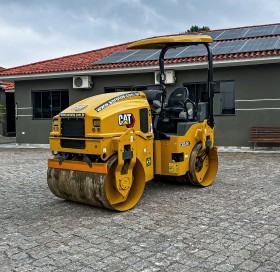 Rolo Compactador Tandem Caterpillar CB 34B